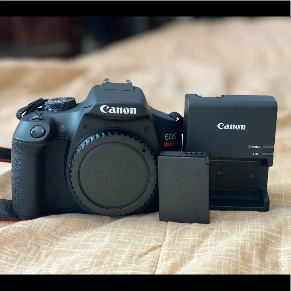 Canon EOS Rebel T7